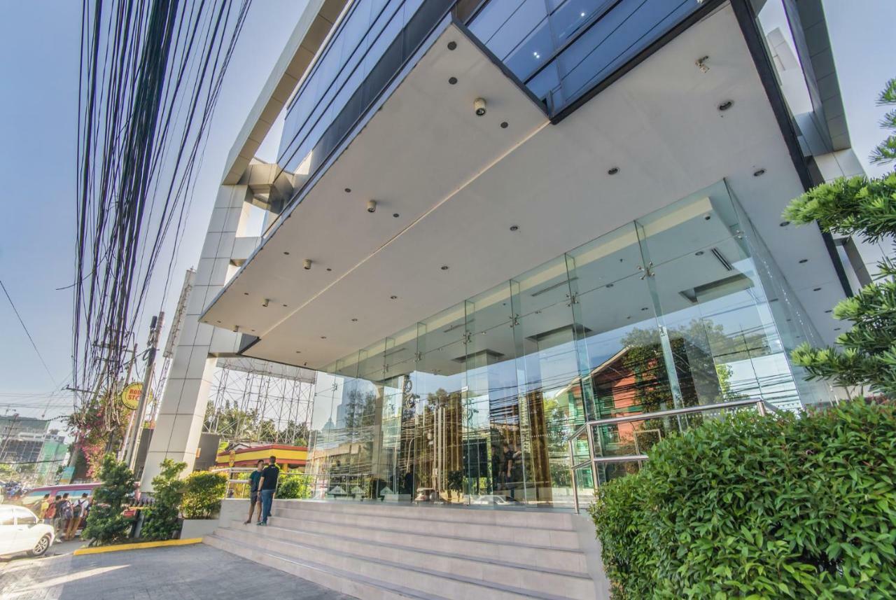 Free Netflix Condo Near It Park With 32-Inch Samsung Hdtv Cebu Dış mekan fotoğraf