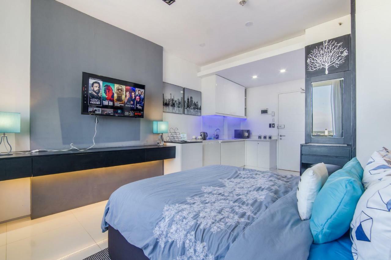 Free Netflix Condo Near It Park With 32-Inch Samsung Hdtv Cebu Dış mekan fotoğraf